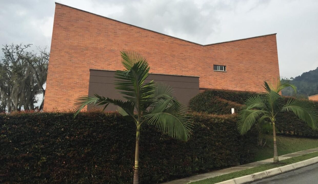 Casa En Venta En El Escobero, Envigado