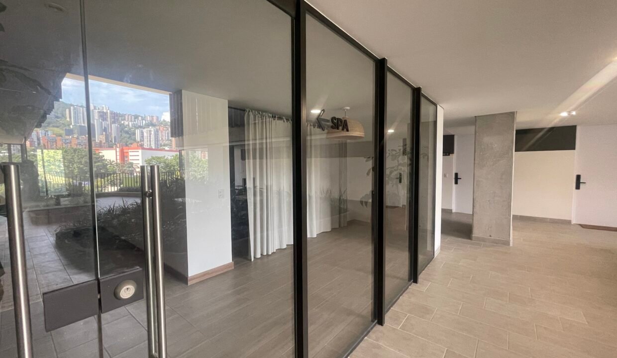 Apartamento en Venta Ciudad Del Rio Medellin (21)
