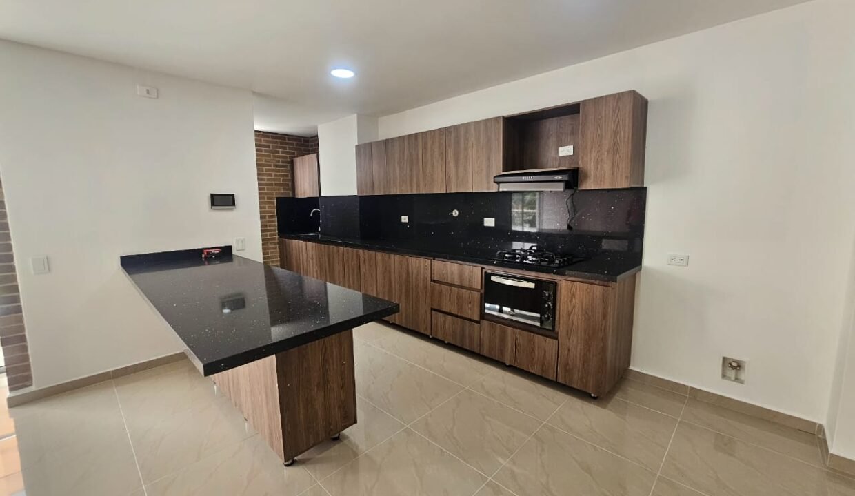 Apartamento en Venta en Medellin La Castellana (2)