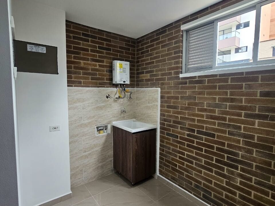 Apartamento en Venta en Medellin La Castellana (3)