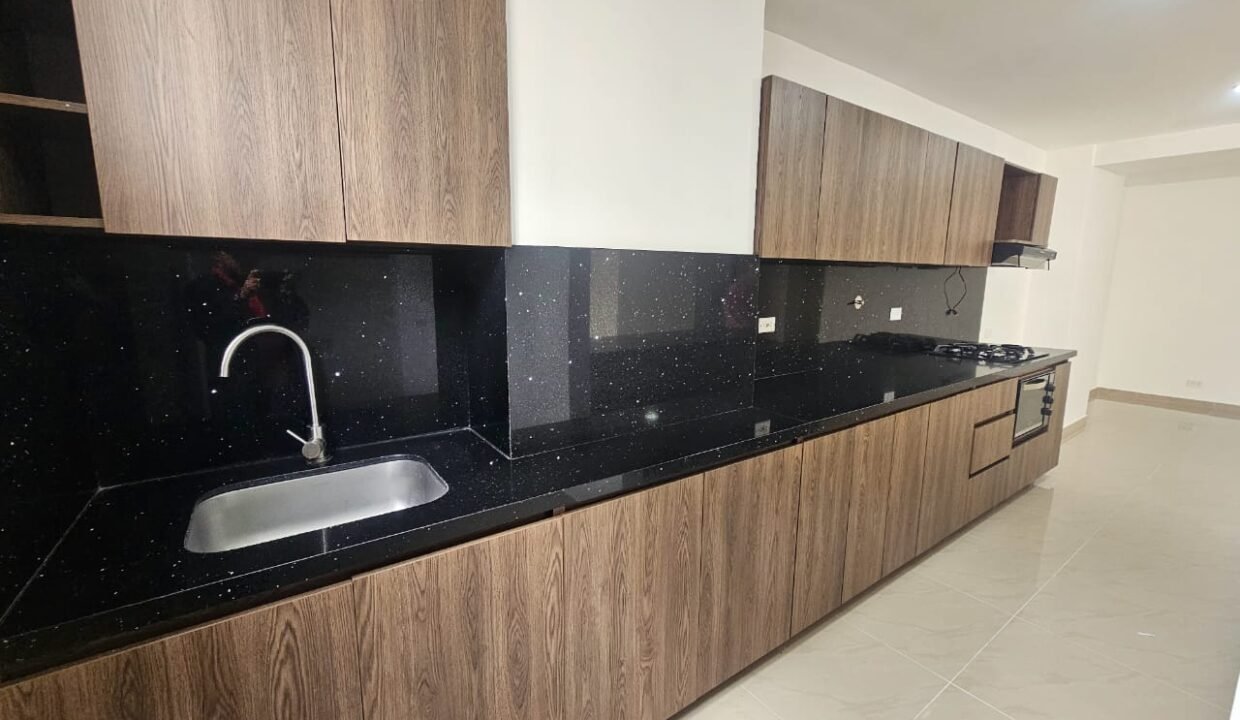 Apartamento en Venta en Medellin La Castellana (4)