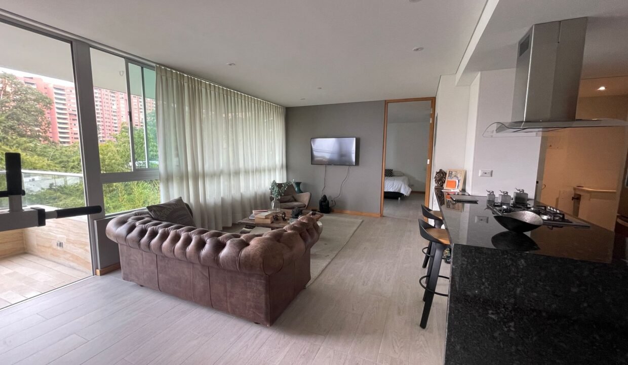 Apatamento en Venta en Medellin El Poblado El Tesoro (2)