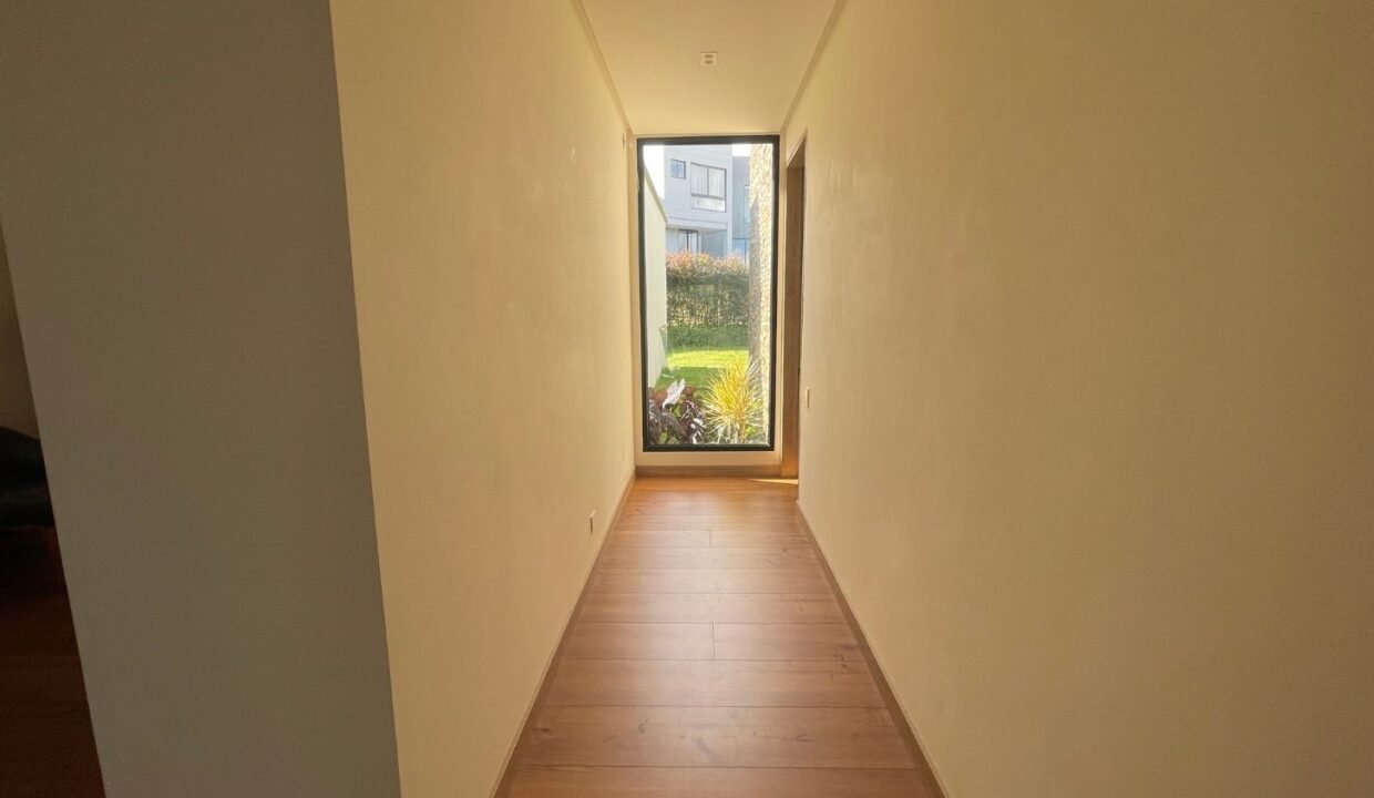 Casa En Venta de Lujo en El Alto de Las Palmas Medellin (17)