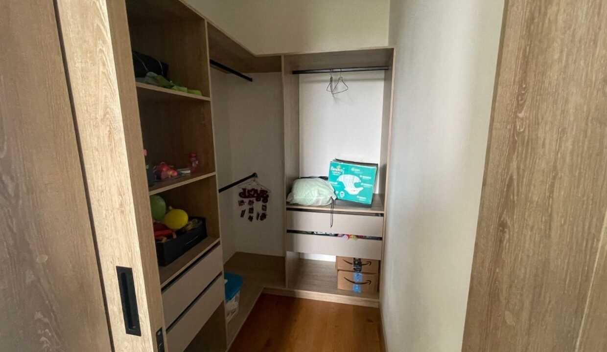 Casa En Venta de Lujo en El Alto de Las Palmas Medellin (34)