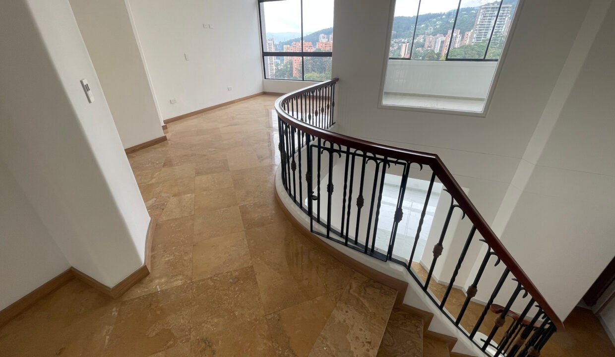 Penthouse Duplex de Lujo en Venta en El Poblado (37)