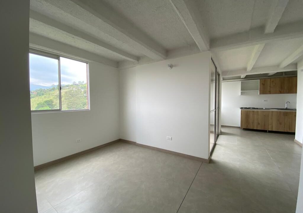 WhatsApp Image 2022-12-15 at 1.49.49 PM (6)