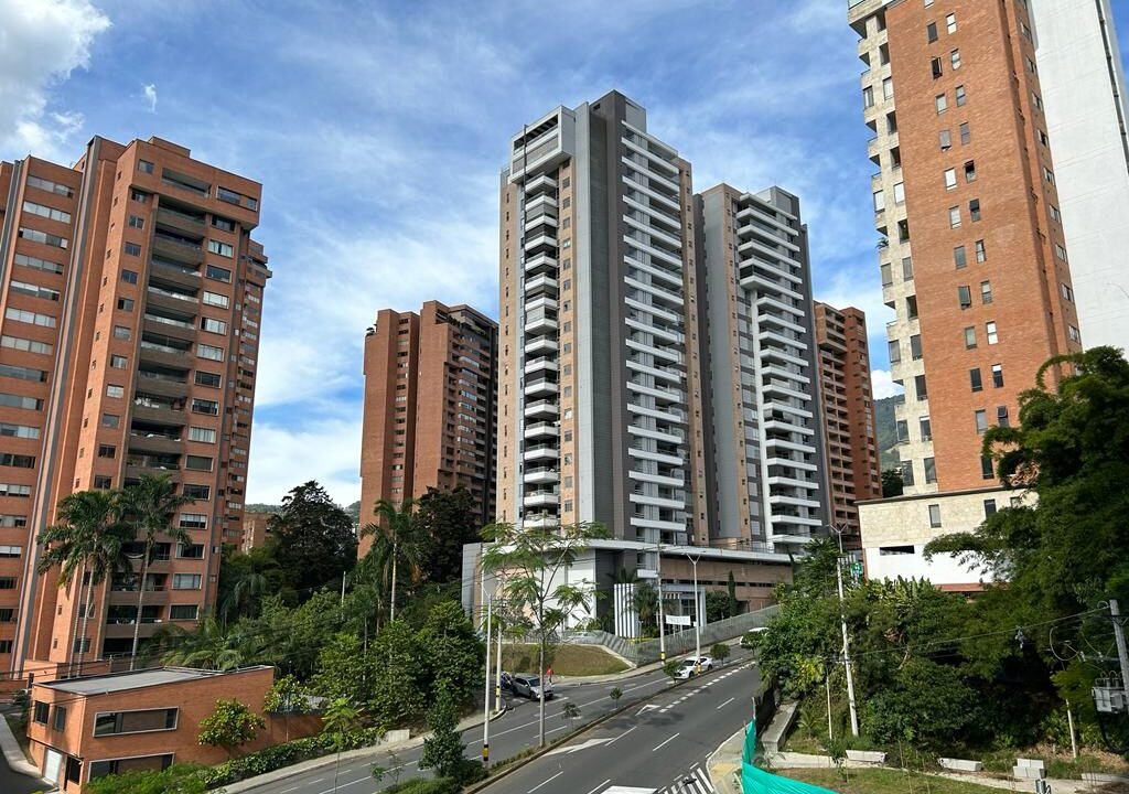 WhatsApp Image 2023-08-11 at 4.34.38 PM (1)