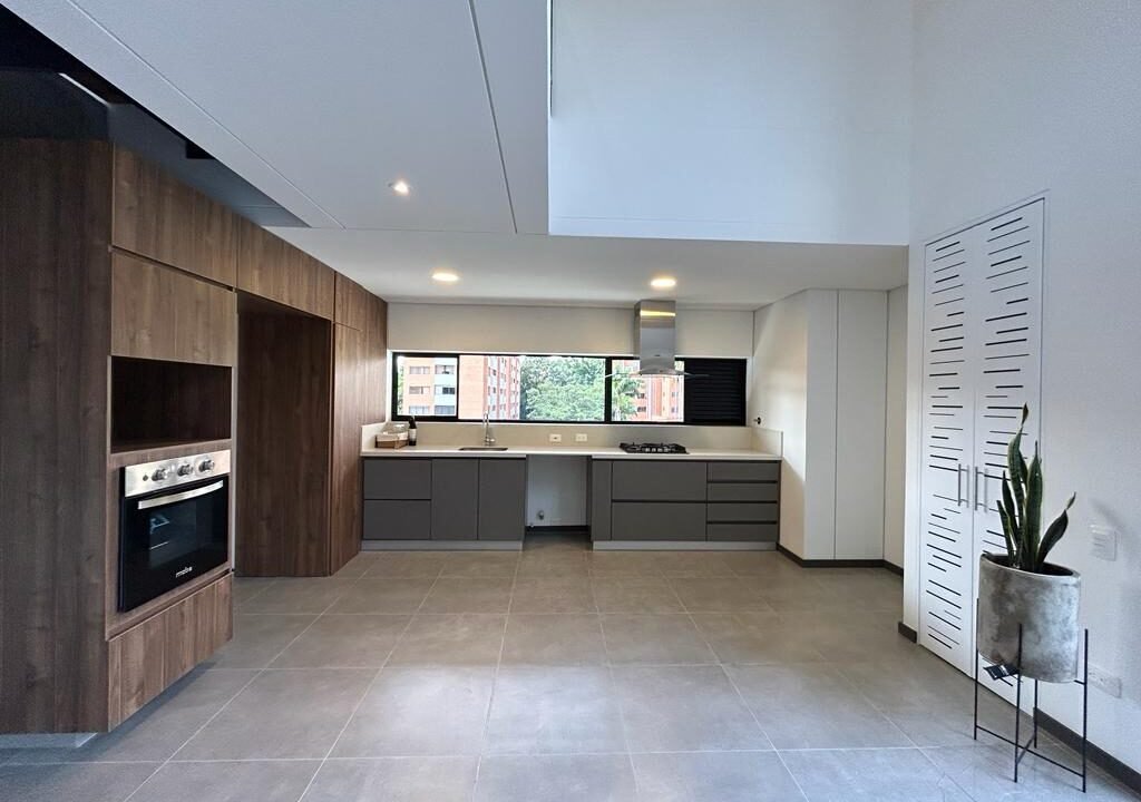 WhatsApp Image 2023-08-11 at 4.34.38 PM (9)