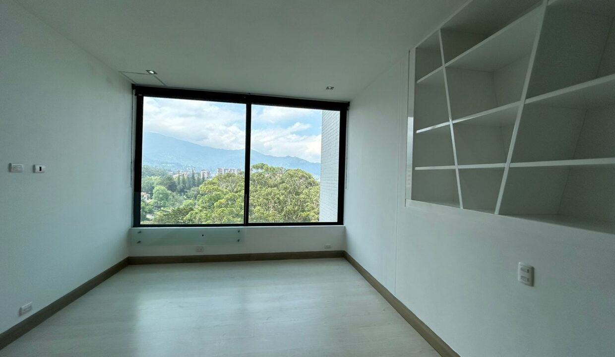 WhatsApp Image 2024-04-01 at 2.45.58 PM (1)