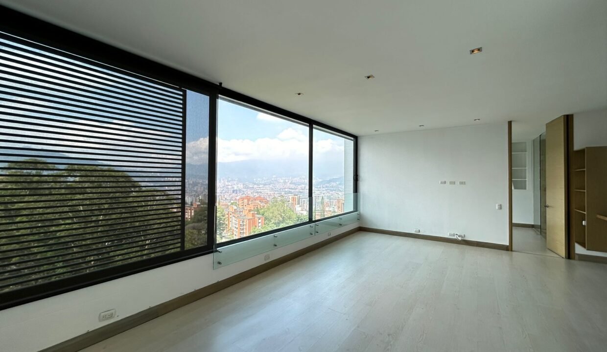 WhatsApp Image 2024-04-01 at 2.46.03 PM